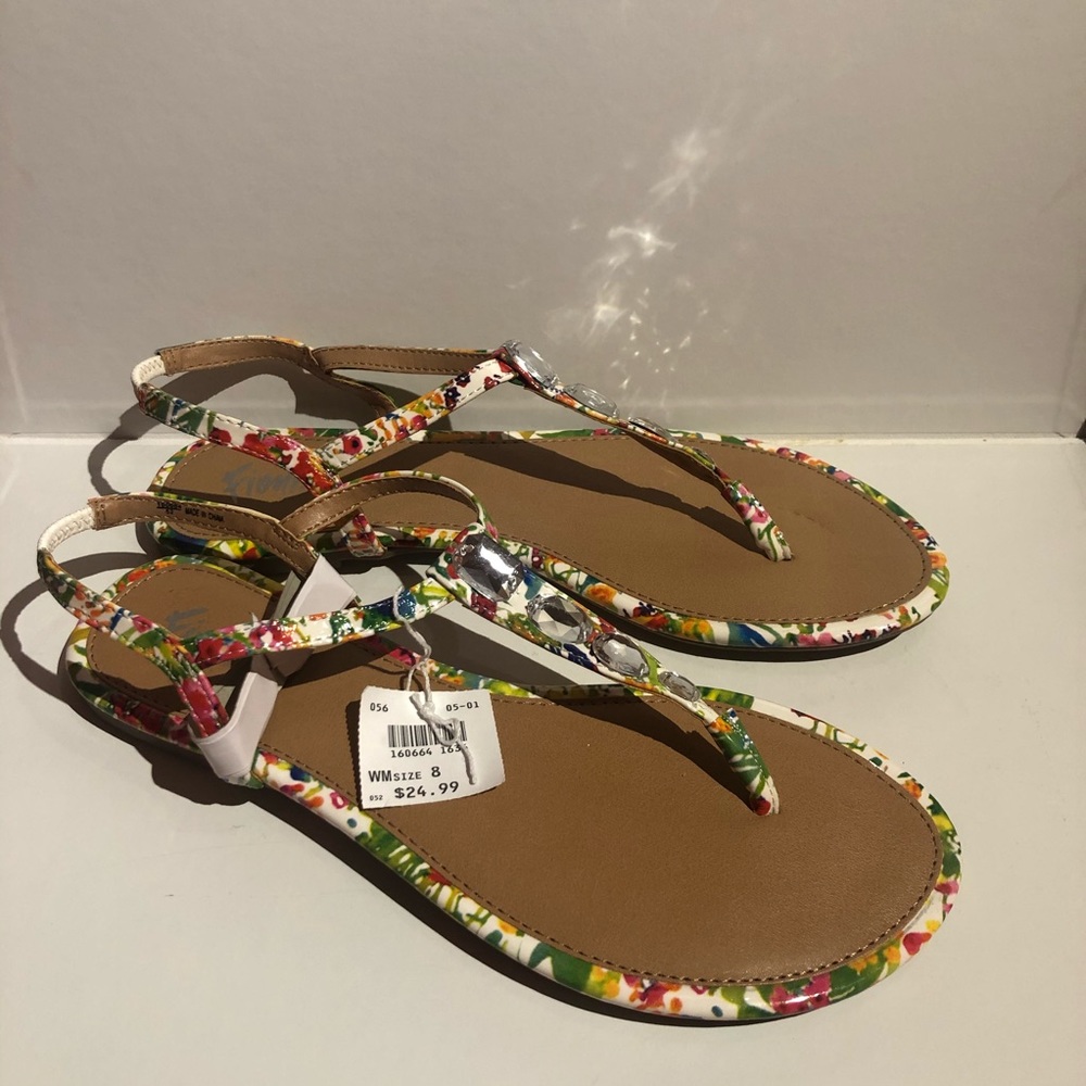 Colorful Floral Sandals! - Picture 3 of 6